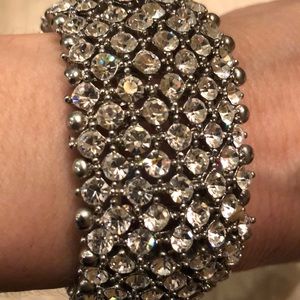 💎 Classic Wide, Stretch iredecent crystal elegant bracelet